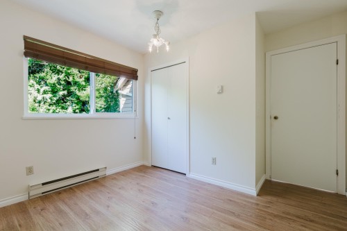 4725 Cedar Tree Lane, Delta, BC - Indoor Photo Showing Other Room