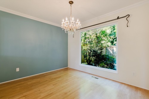 4725 Cedar Tree Lane, Delta, BC - Indoor Photo Showing Other Room