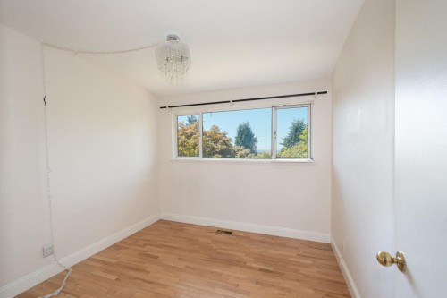 1241 Nepal Crescent, West Vancouver, BC - Indoor Photo Showing Other Room