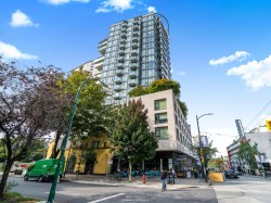 905-1221 Bidwell Street  Vancouver, BC V6G 0B1