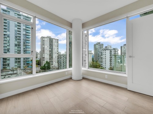 905-1221 Bidwell Street, Vancouver, BC - Indoor Photo Showing Other Room