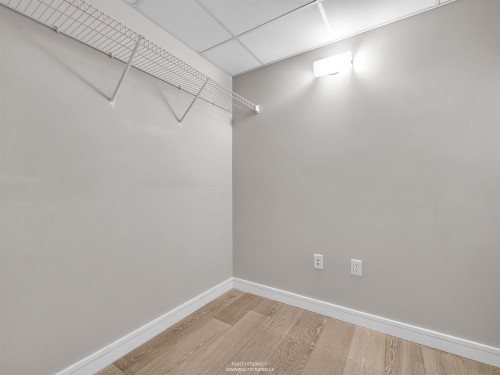 905-1221 Bidwell Street, Vancouver, BC - Indoor