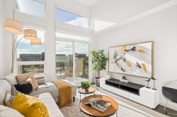 421-4033 May Drive  Richmond, BC V6X 0T3