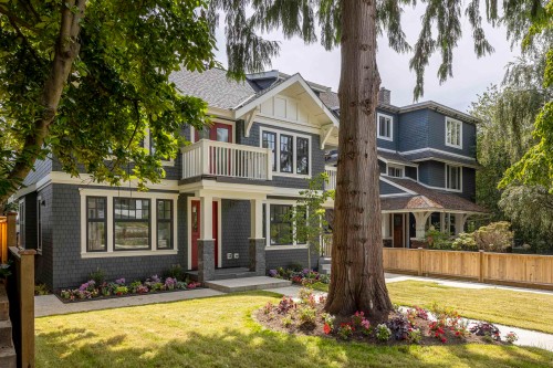 2566 2Nd Avenue W, Vancouver, BC - Outdoor With Balcony With Facade