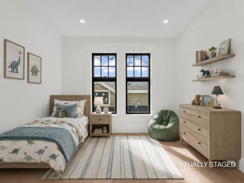 2566 2Nd Avenue W, Vancouver, BC - Indoor Photo Showing Bedroom