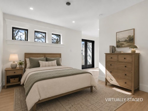 2566 2Nd Avenue W, Vancouver, BC - Indoor Photo Showing Bedroom