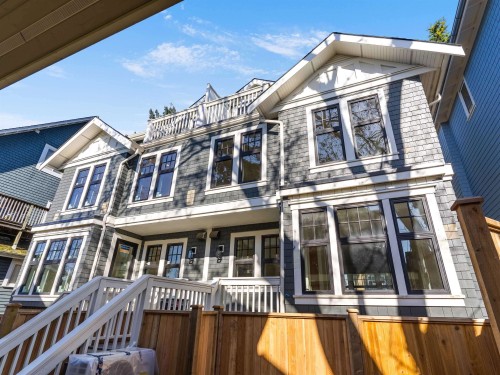 2566 2Nd Avenue W, Vancouver, BC - Outdoor With Deck Patio Veranda