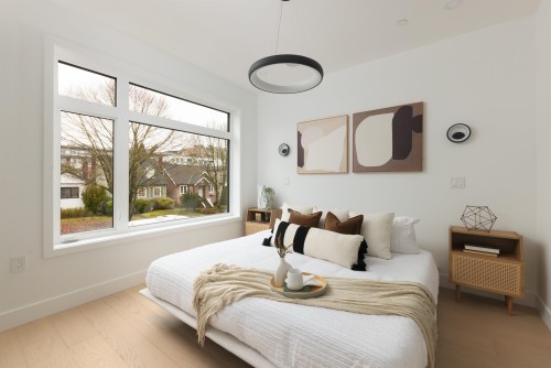 2-419 23Rd Avenue W, Vancouver, BC - Indoor Photo Showing Bedroom