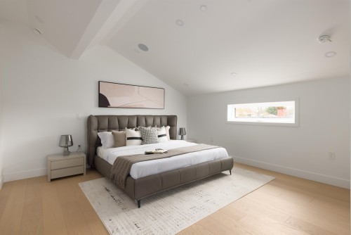 2-419 23Rd Avenue W, Vancouver, BC - Indoor Photo Showing Bedroom