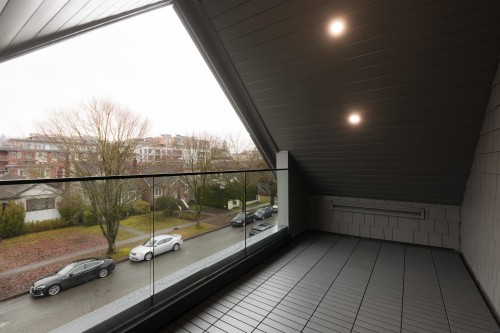2-419 23Rd Avenue W, Vancouver, BC - Outdoor With Exterior