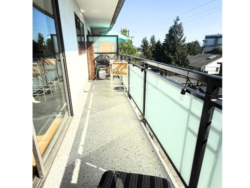 303-441 3Rd Street E, North Vancouver, BC - Outdoor With Balcony With Exterior