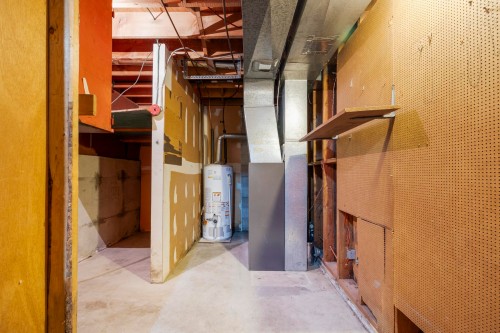 1310 Tina Way, Port Coquitlam, BC - Indoor