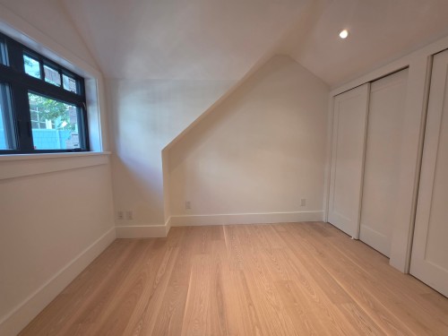 2570 2Nd Avenue W, Vancouver, BC - Indoor Photo Showing Other Room