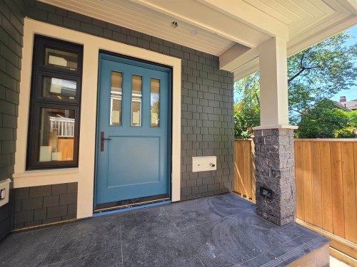 2570 2Nd Avenue W, Vancouver, BC - Outdoor With Deck Patio Veranda With Exterior