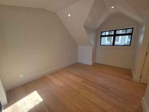 2570 2Nd Avenue W, Vancouver, BC - Indoor Photo Showing Other Room