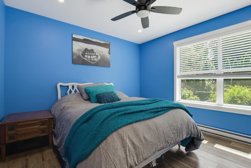 20902 Wicklund Avenue, Maple Ridge, BC - Indoor Photo Showing Bedroom