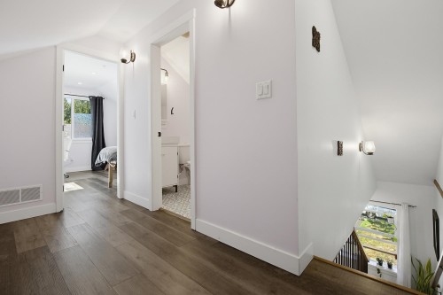20902 Wicklund Avenue, Maple Ridge, BC - Indoor Photo Showing Other Room