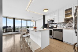 1903-6540 Burlington Avenue Burnaby, BC V5H 4G3