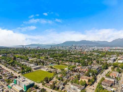 301-4372 Fraser Street, Vancouver, BC - Outdoor With View