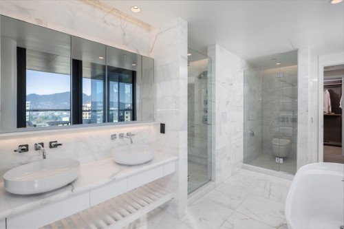 3102-1482 Robson Street, Vancouver, BC - Indoor Photo Showing Bathroom