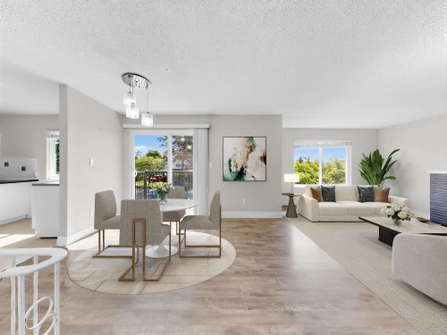 6299 Azure Road, Richmond, BC - Indoor