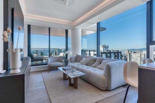 1802-1482 Robson Street, Vancouver, BC - Indoor Photo Showing Living Room
