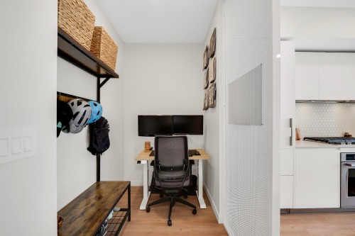313-1506 Scott Crescent, Squamish, BC - Indoor