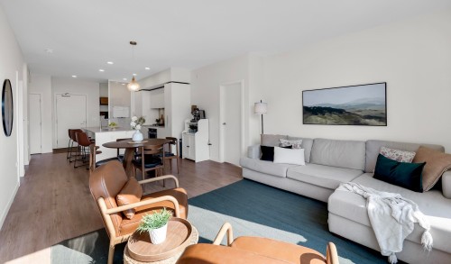 313-1506 Scott Crescent, Squamish, BC - Indoor Photo Showing Living Room