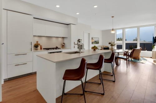 313-1506 Scott Crescent, Squamish, BC - Indoor