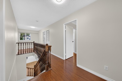 8580 Dakota Place, Richmond, BC - Indoor Photo Showing Other Room