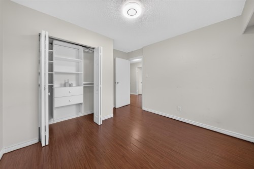 8580 Dakota Place, Richmond, BC - Indoor Photo Showing Other Room