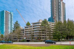 215-5932 Patterson Avenue Burnaby, BC V5H 4B4