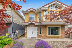 4137 Parker Street Burnaby, BC V5C 3C2