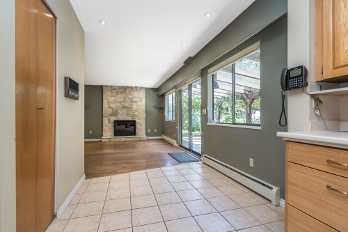 571 Berry Street, Coquitlam, BC - Indoor With Fireplace