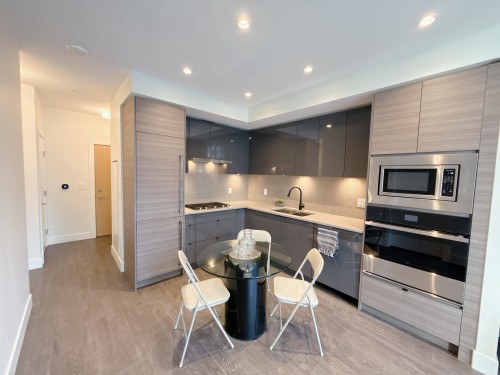 321-3438 Sawmill Crescent, Vancouver, BC - Indoor