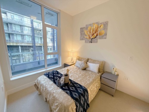 321-3438 Sawmill Crescent, Vancouver, BC - Indoor Photo Showing Bedroom