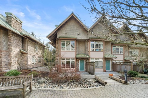 3318 Mt Seymour Parkway, North Vancouver, BC - Outdoor