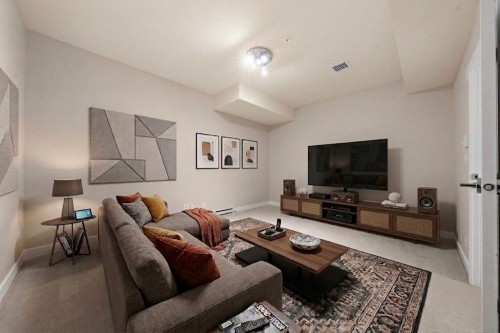 3318 Mt Seymour Parkway, North Vancouver, BC - Indoor Photo Showing Living Room