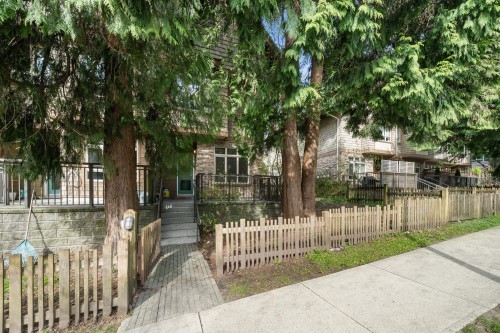 3318 Mt Seymour Parkway, North Vancouver, BC - Outdoor