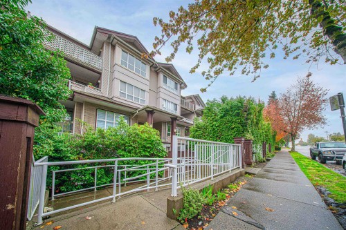 208-5355 Boundary Road, Vancouver, BC - Outdoor