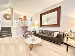 D-136 4th Street WVancouver, BC V7M 1H5