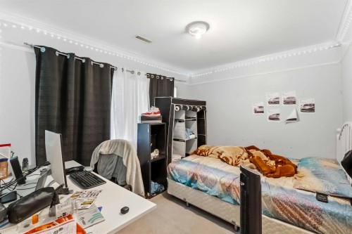 11936 236 Street, Maple Ridge, BC - Indoor Photo Showing Bedroom