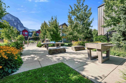 1374 Marinaside Place, Squamish, BC - Outdoor
