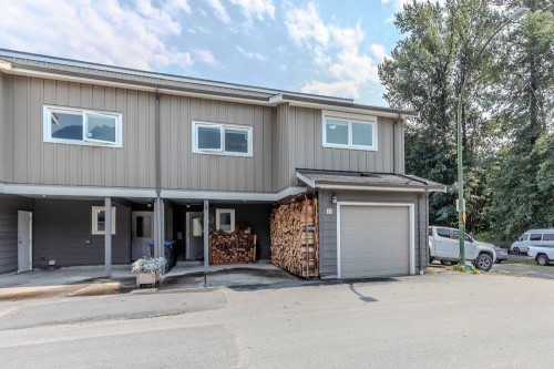 15-39752 Government Road  Squamish, BC V8B 0G3