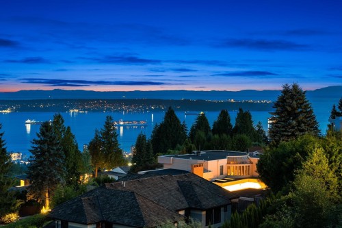 1424 Sandhurst Place, West Vancouver, BC - Outdoor With Body Of Water With View