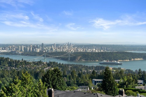 1424 Sandhurst Place, West Vancouver, BC - Outdoor With Body Of Water With View