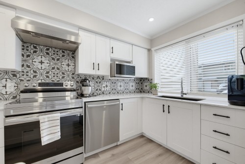16-4959 57 Street  Delta, BC V4K 3E7