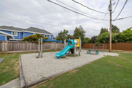 16-4959 57 Street, Delta, BC - Outdoor With Backyard