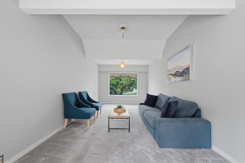 3250 Delbrook Avenue, North Vancouver, BC - Indoor