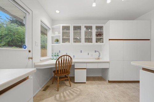 3250 Delbrook Avenue, North Vancouver, BC - Indoor